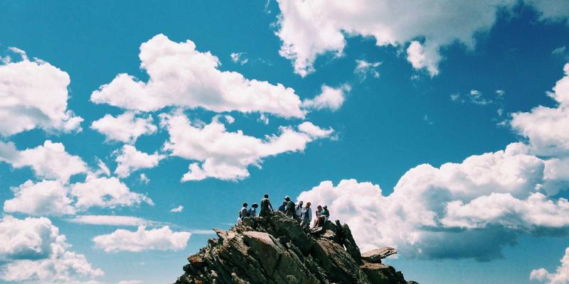 跨境资本流动的宏观审慎管理：新兴市场国家的外汇干预与政策工具箱